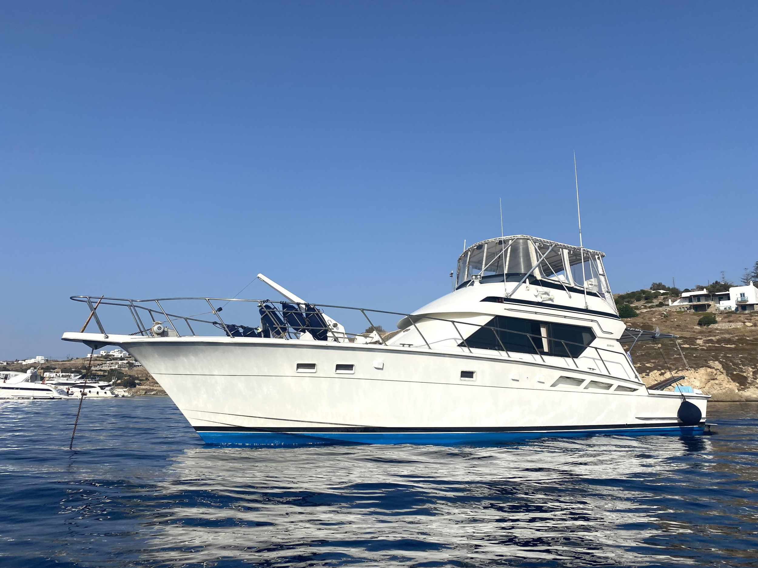 Hatteras 50 Convertible — photo 1