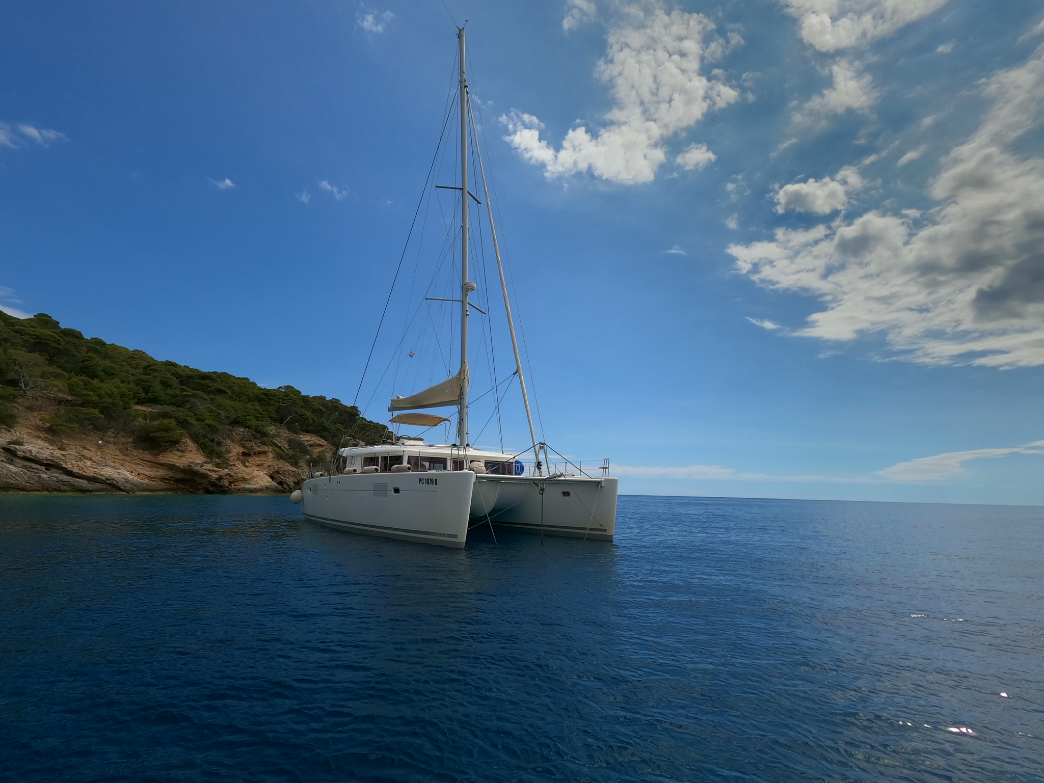 Lagoon 450 Flybridge — photo 17