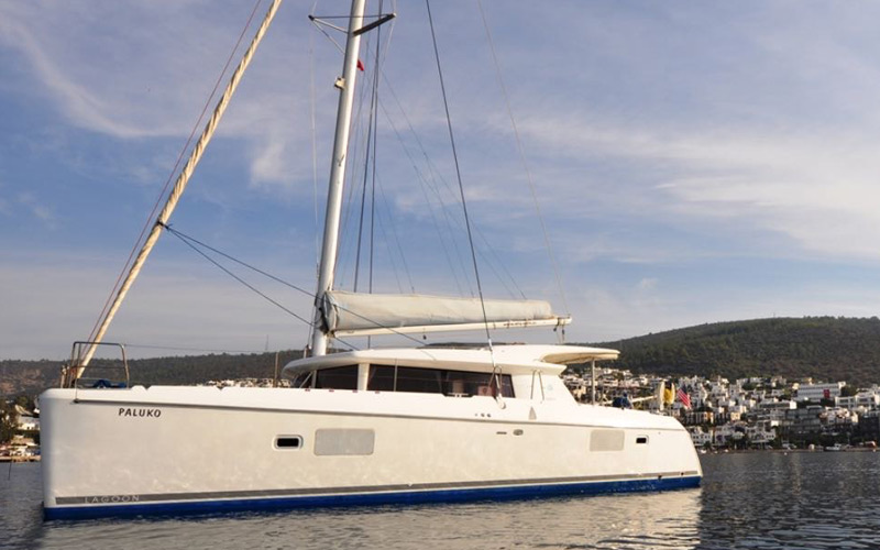 Lagoon 421 — photo 2