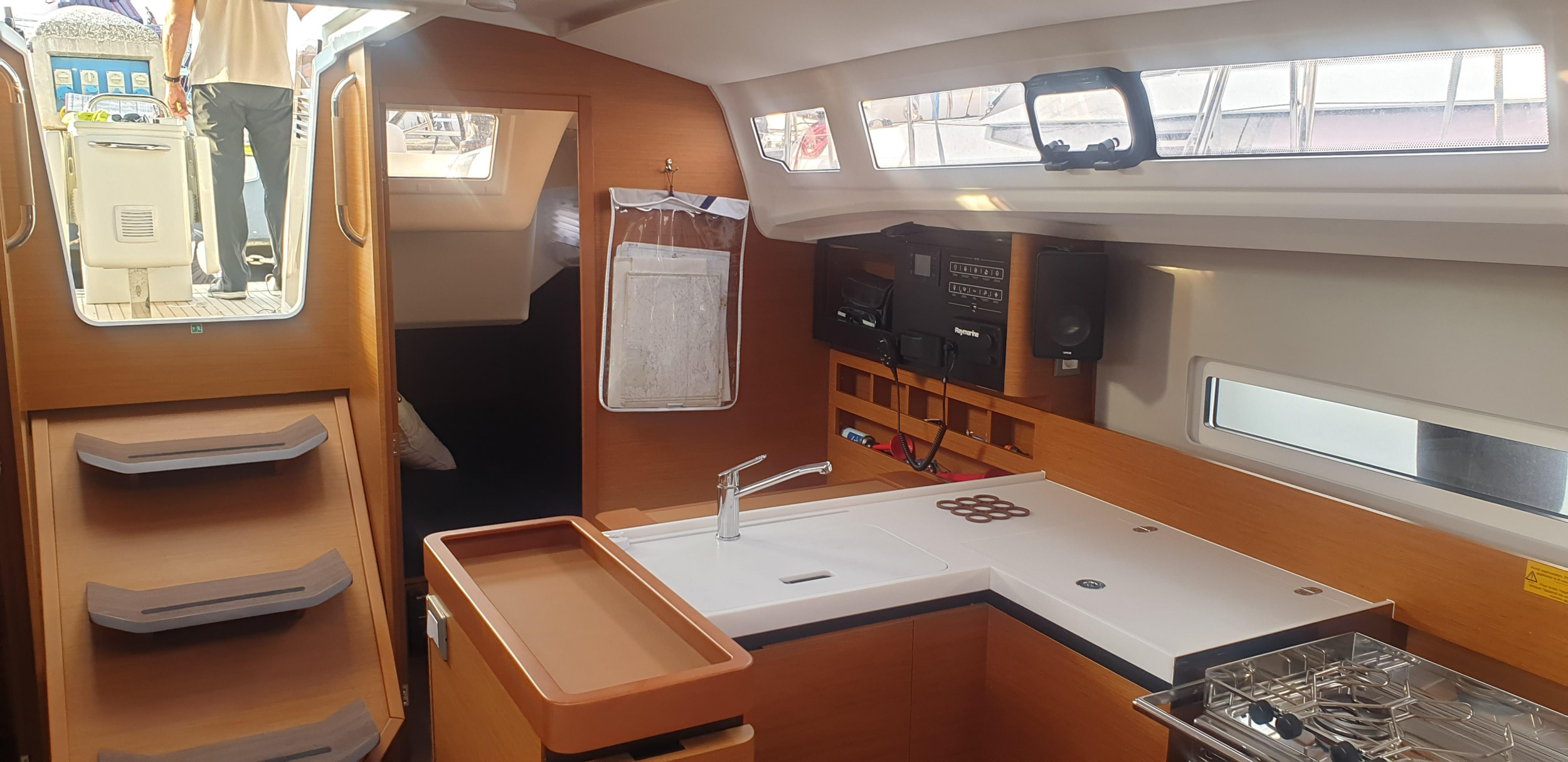 Sun Odyssey 410 Performance - New sail — photo 17