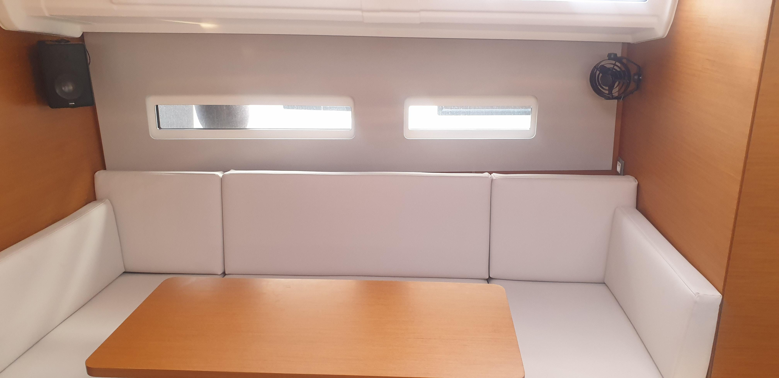 Sun Odyssey 410 Performance - New sail — photo 10