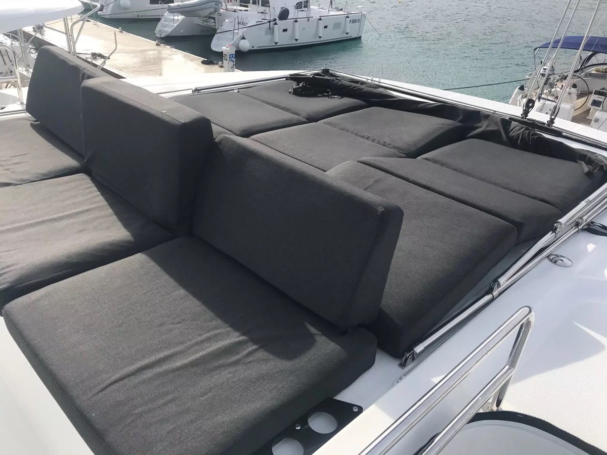 Lagoon 50 — photo 26