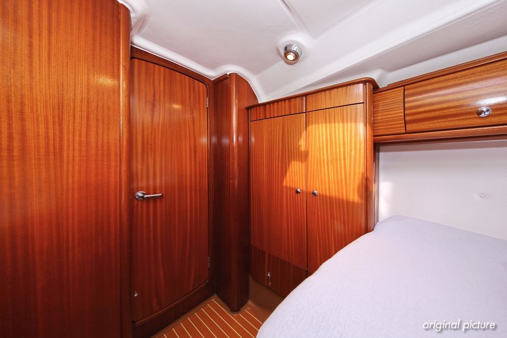 Bavaria 44 — photo 38
