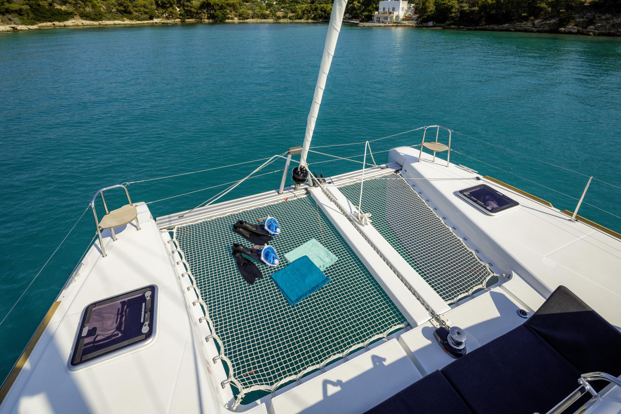 Lagoon 40 — photo 18