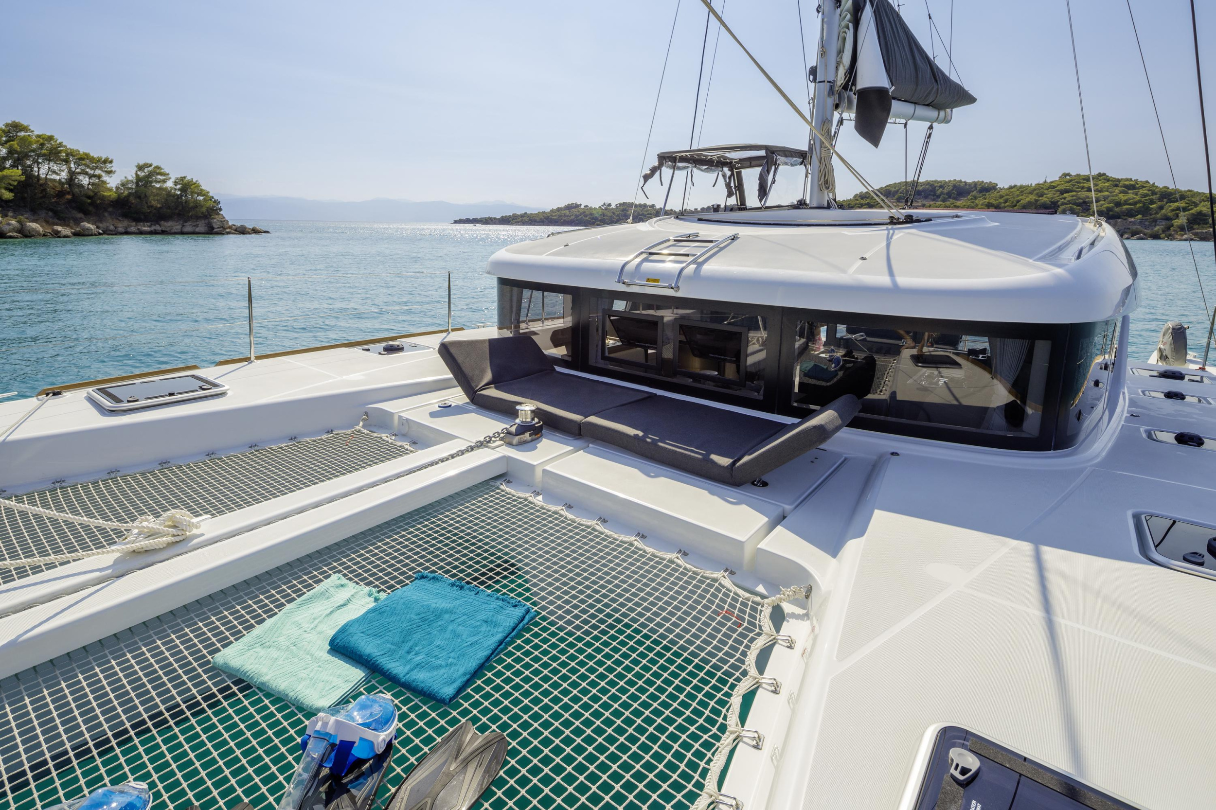 Lagoon 40 — photo 10