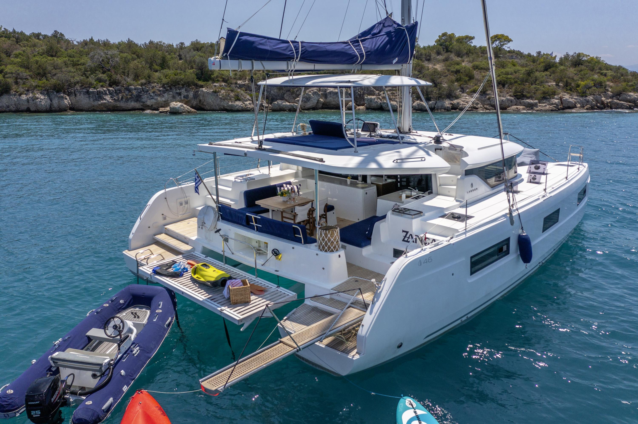 Lagoon 46 Owners Version — photo 15