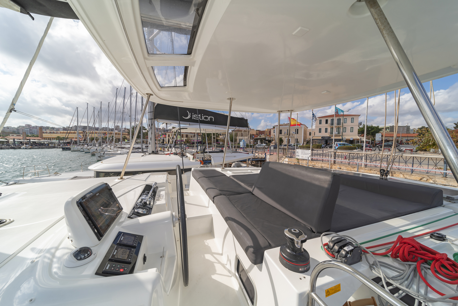 Lagoon 46 & GEN & WM — photo 5