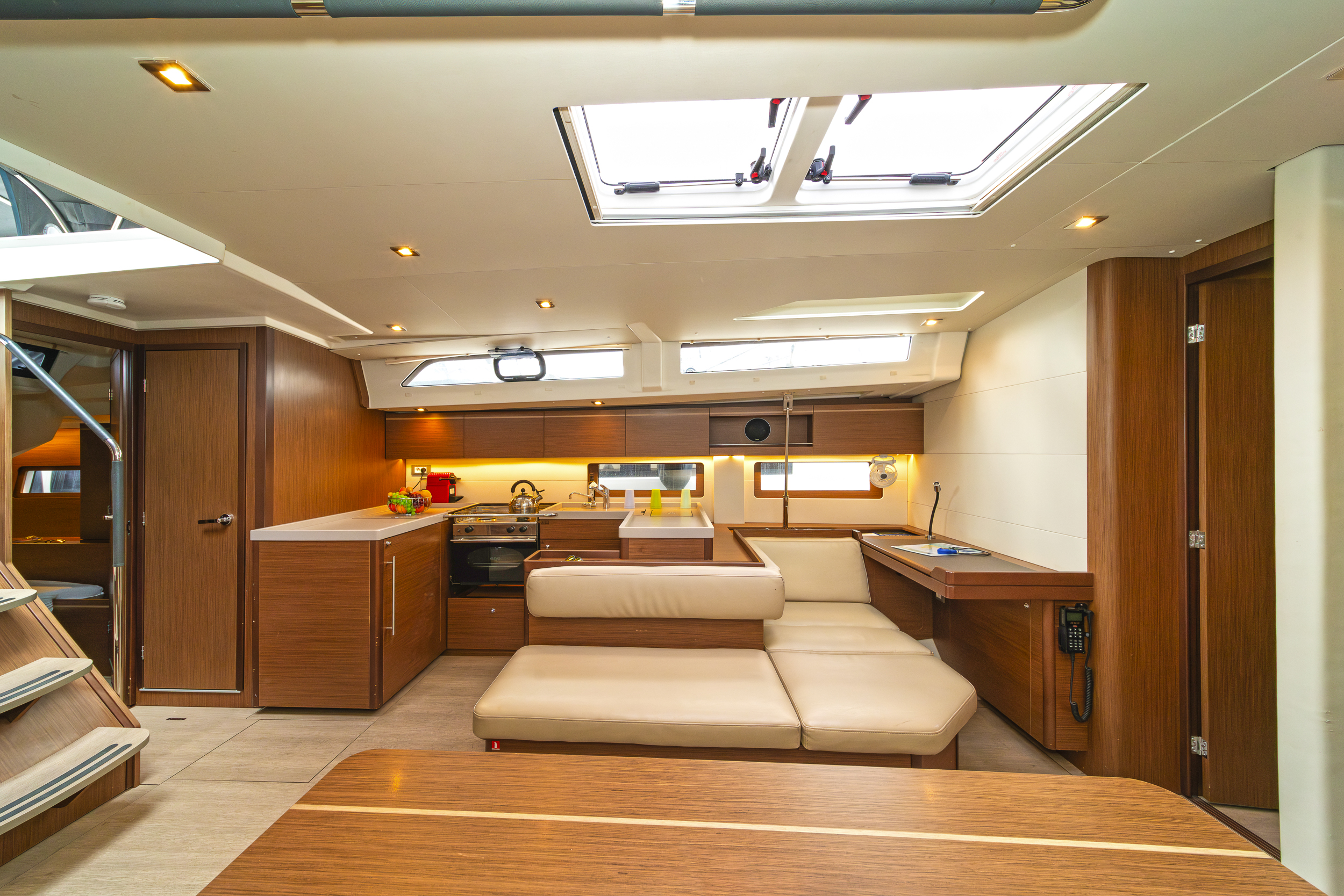 Oceanis 51.1 (5+1 cab) & GEN — photo 26