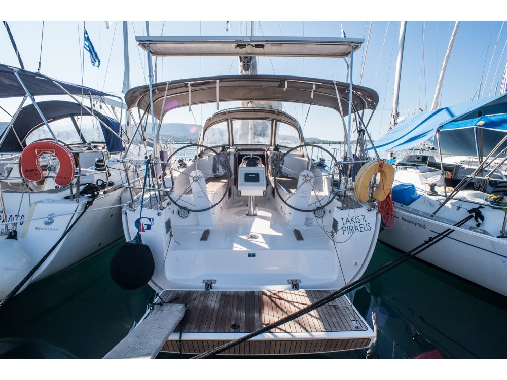 Bavaria Cruiser 37 — photo 1