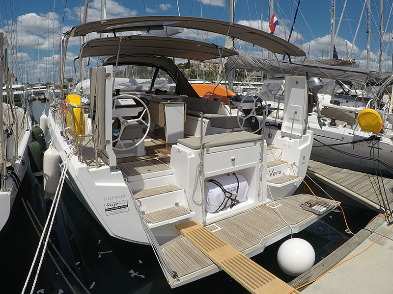 Dufour 44 — photo 25