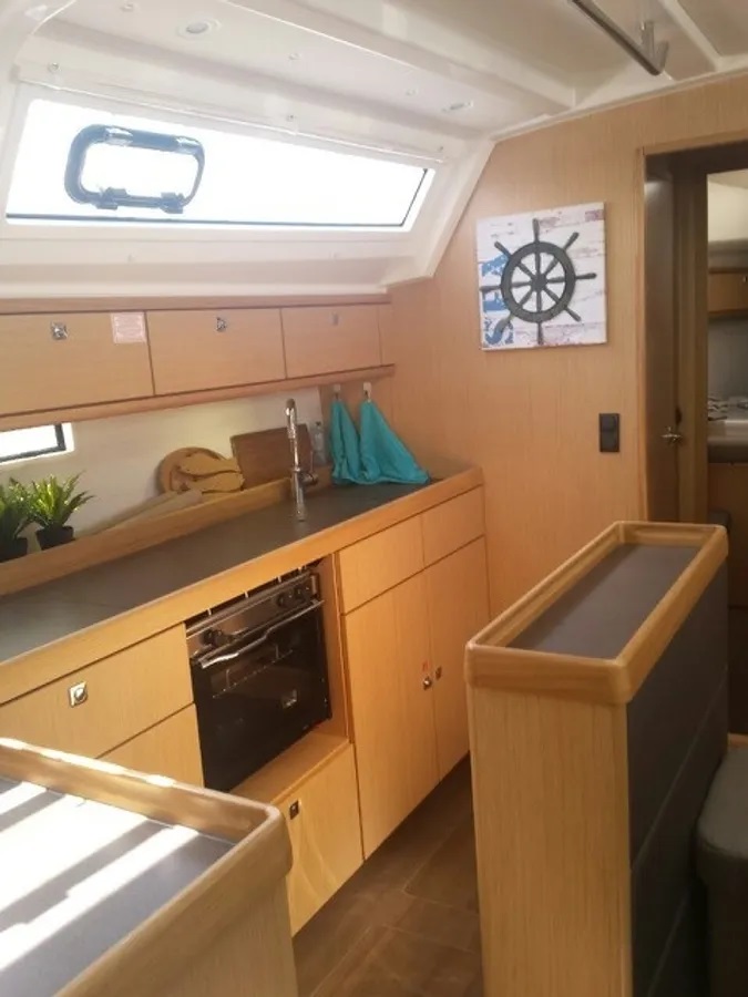 Bavaria 46 Cruiser — photo 16