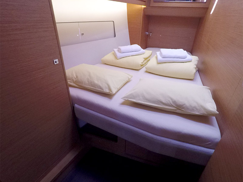 Dufour 470 GL — photo 16