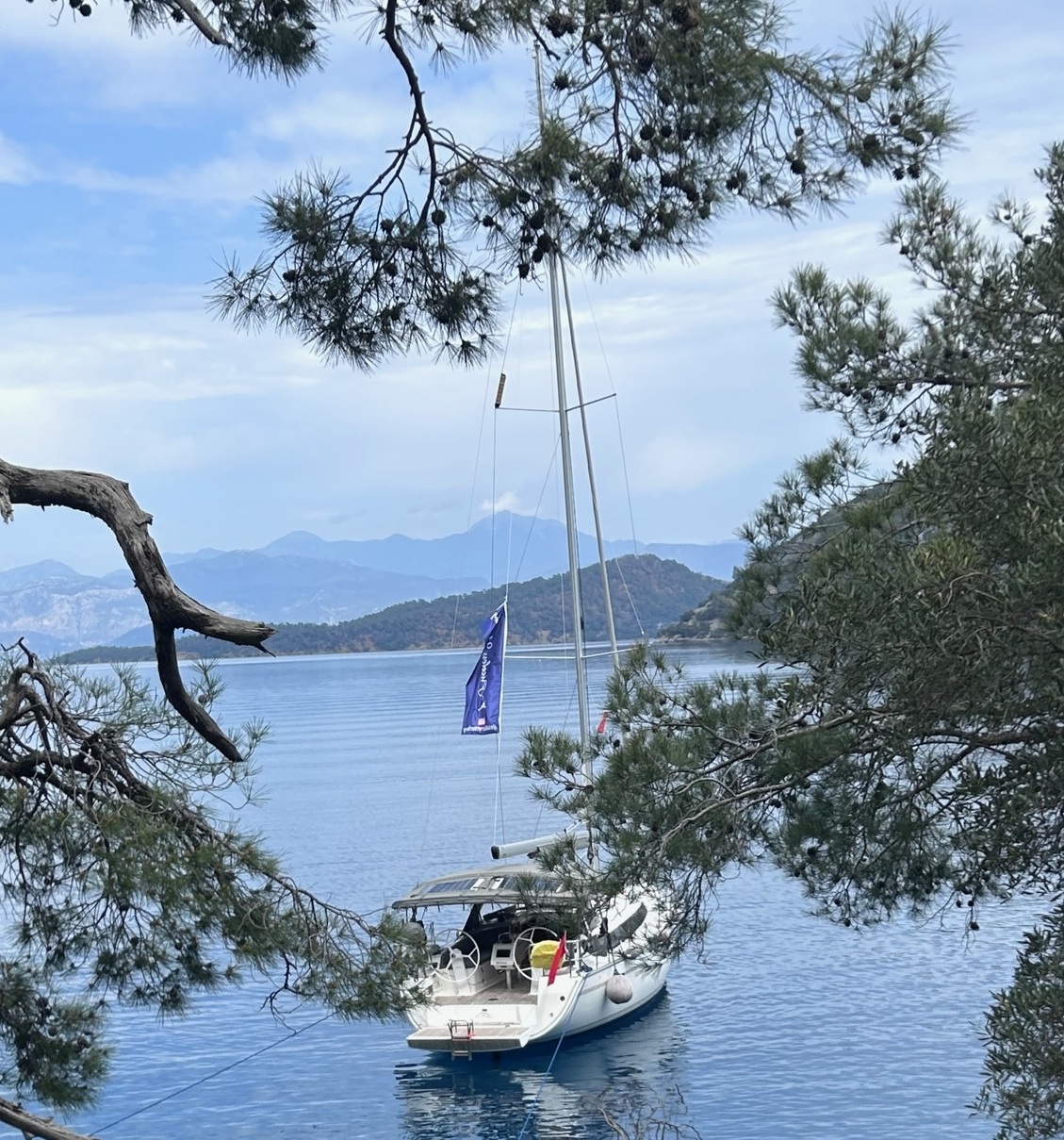 Bavaria Cruiser 37 — photo 11