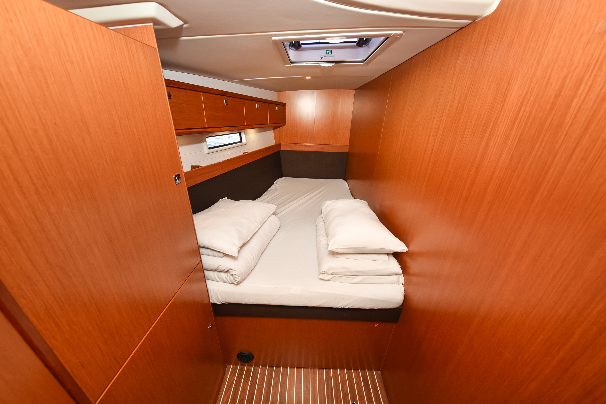 Bavaria Cruiser 56 — photo 33
