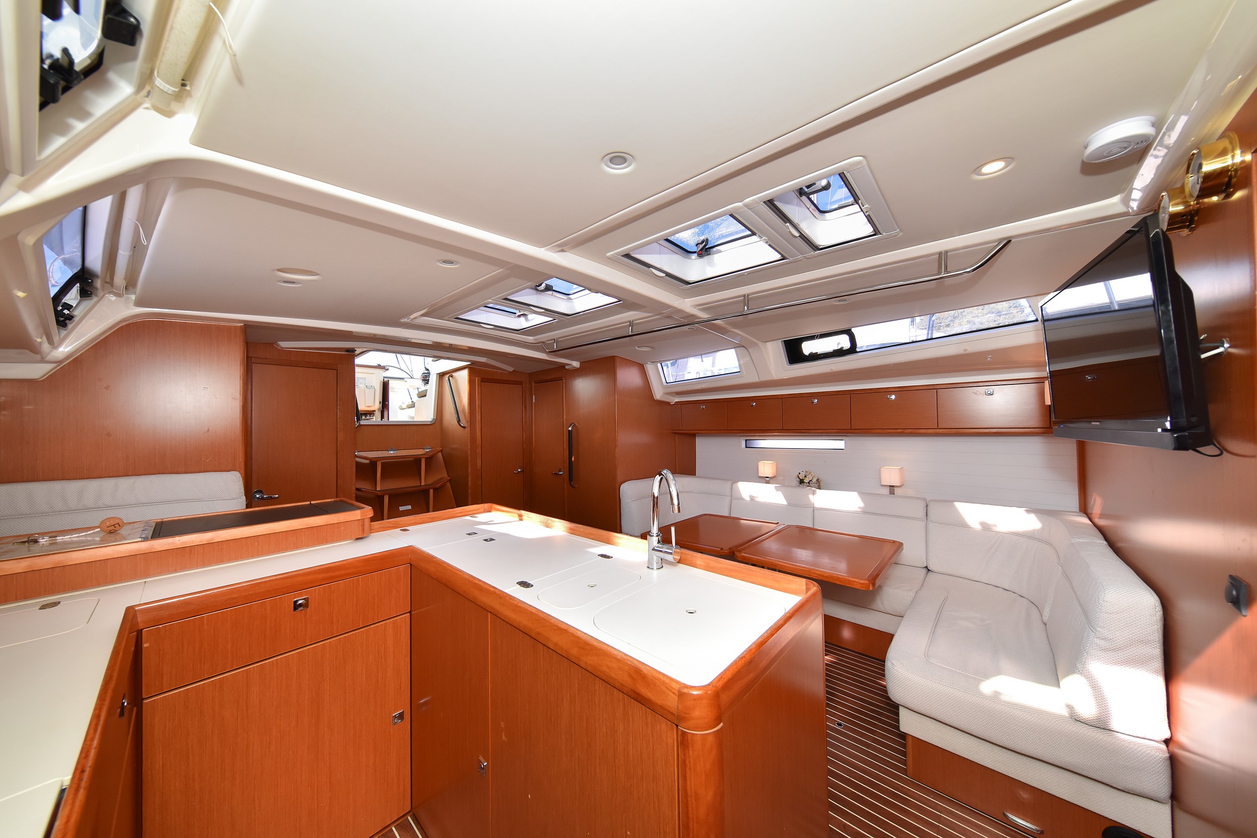 Bavaria Cruiser 56 — photo 86
