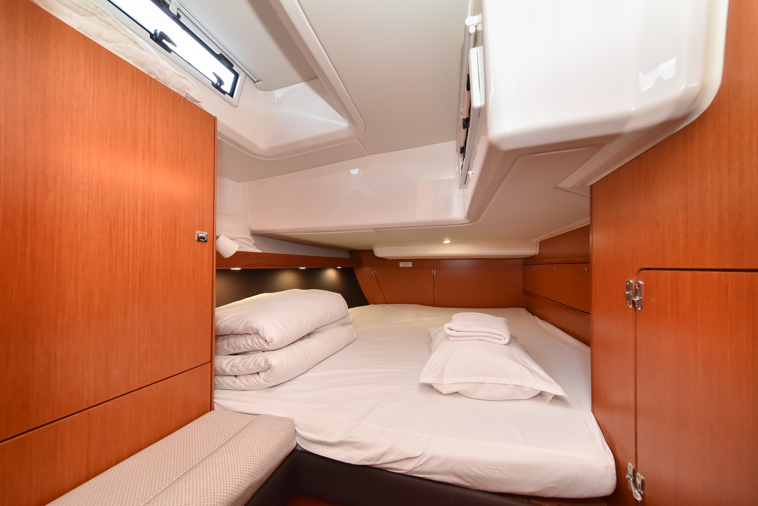 Bavaria Cruiser 56 — photo 11