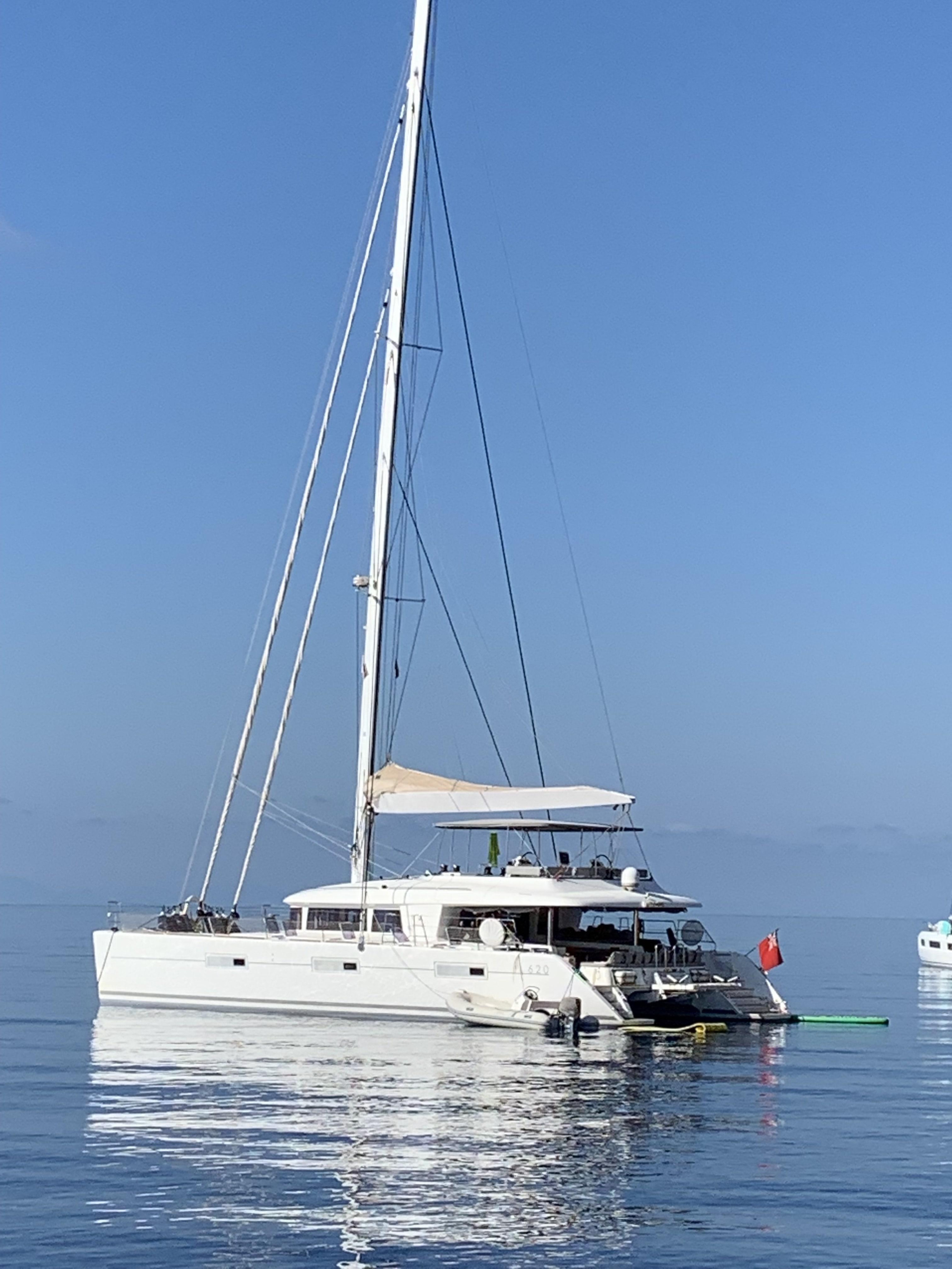 Lagoon 620 — photo 11