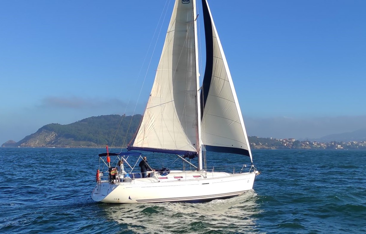 Dufour 385 Grand Large — photo 17