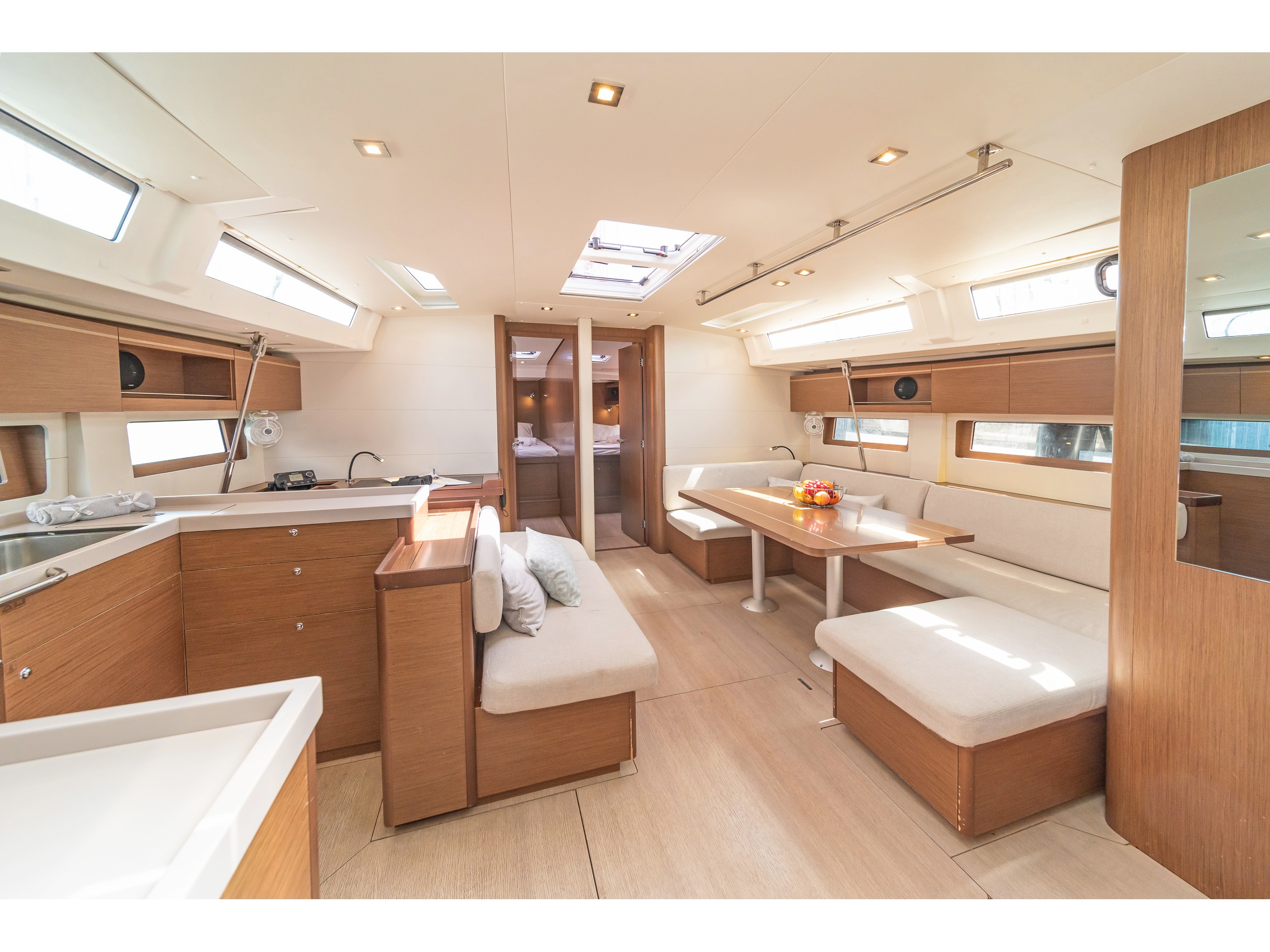 Oceanis 51.1 (5+1 cab) & GEN — photo 13