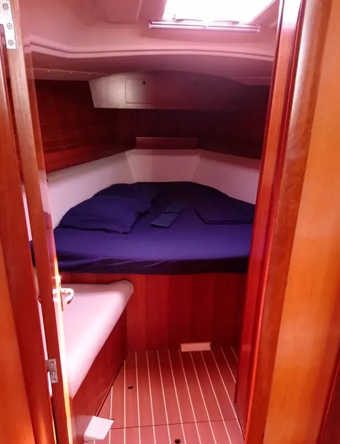Dufour 385 Grand Large — photo 3