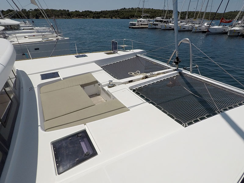 Lagoon 52 F — photo 10