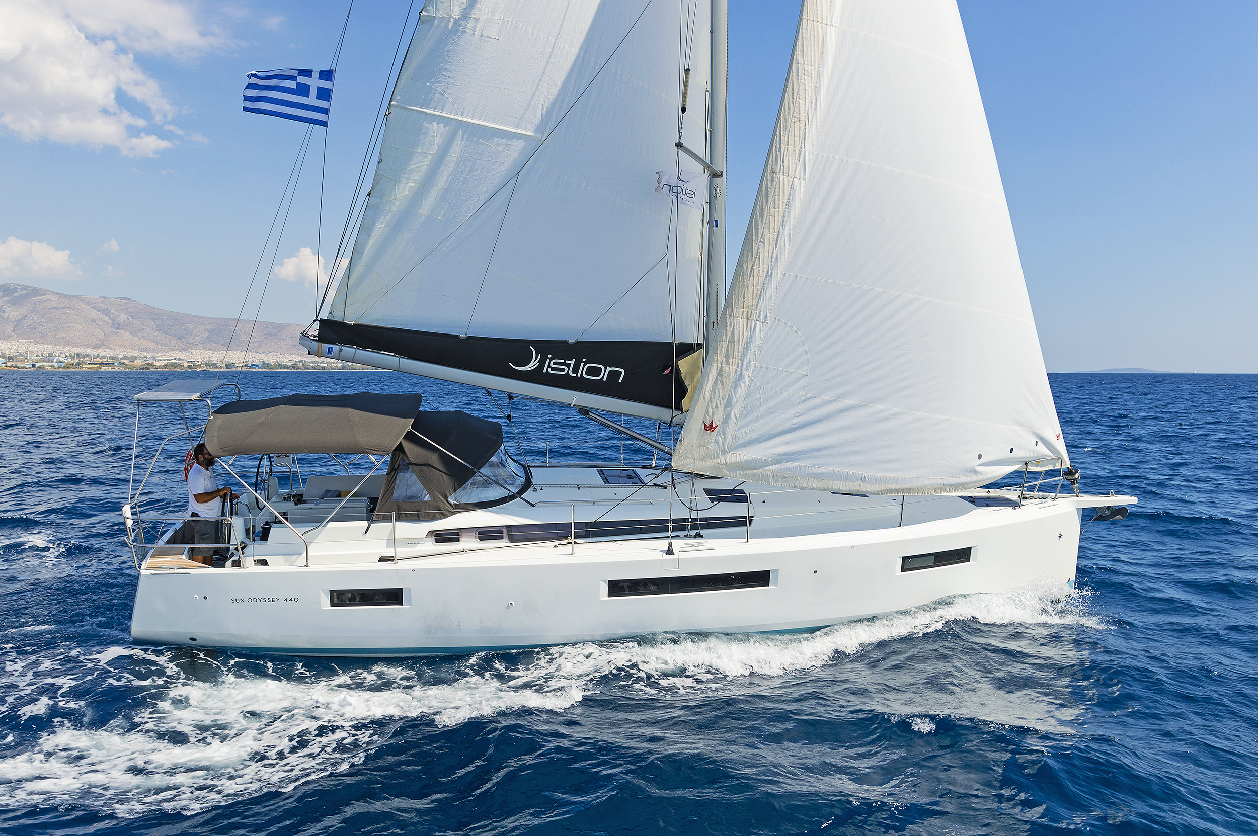 Sun Odyssey 440 — photo 21