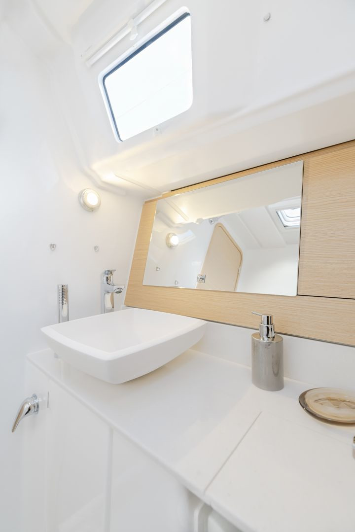Dufour 360 Grand Large — photo 7