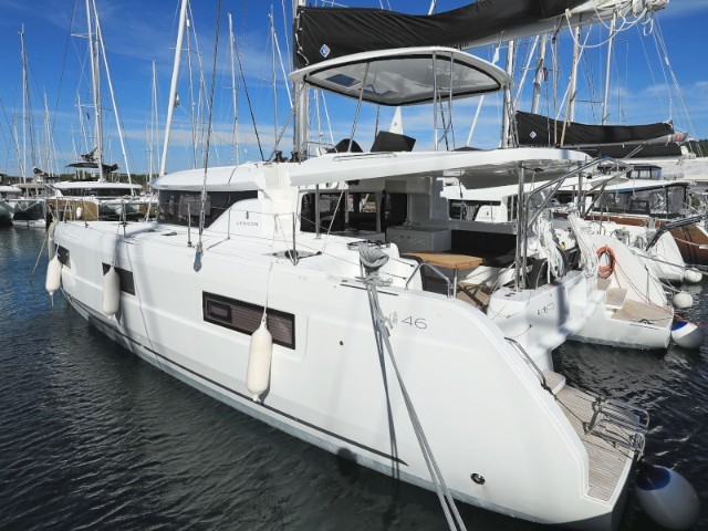 Lagoon 46 — photo 11