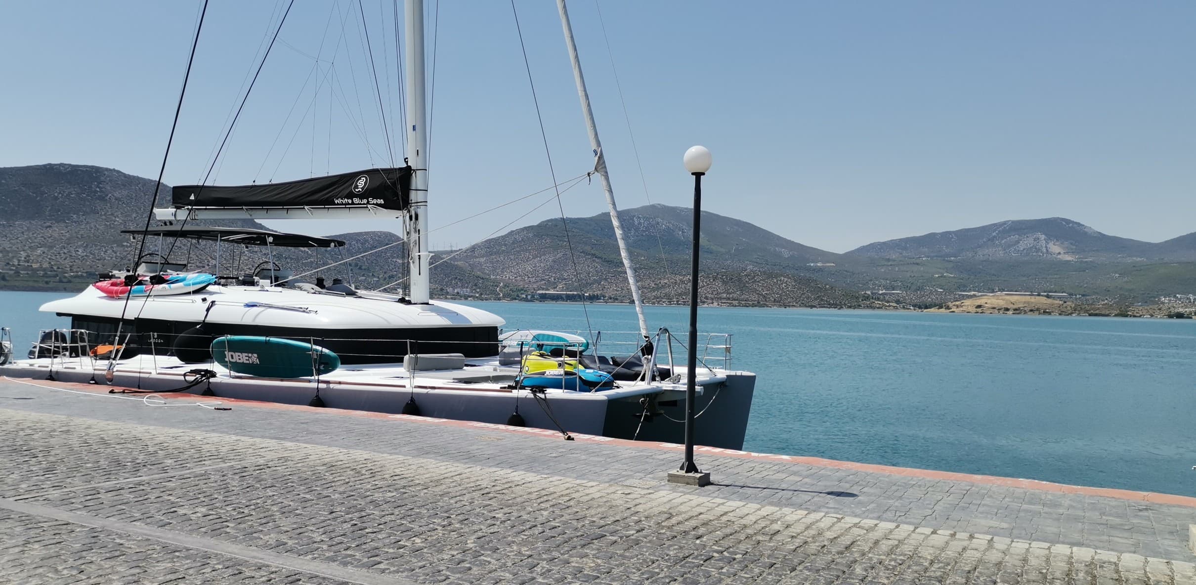 Lagoon 620 — photo 2