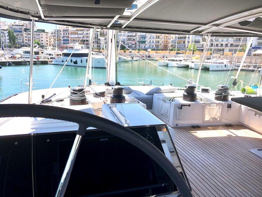 Lagoon 620 — photo 17