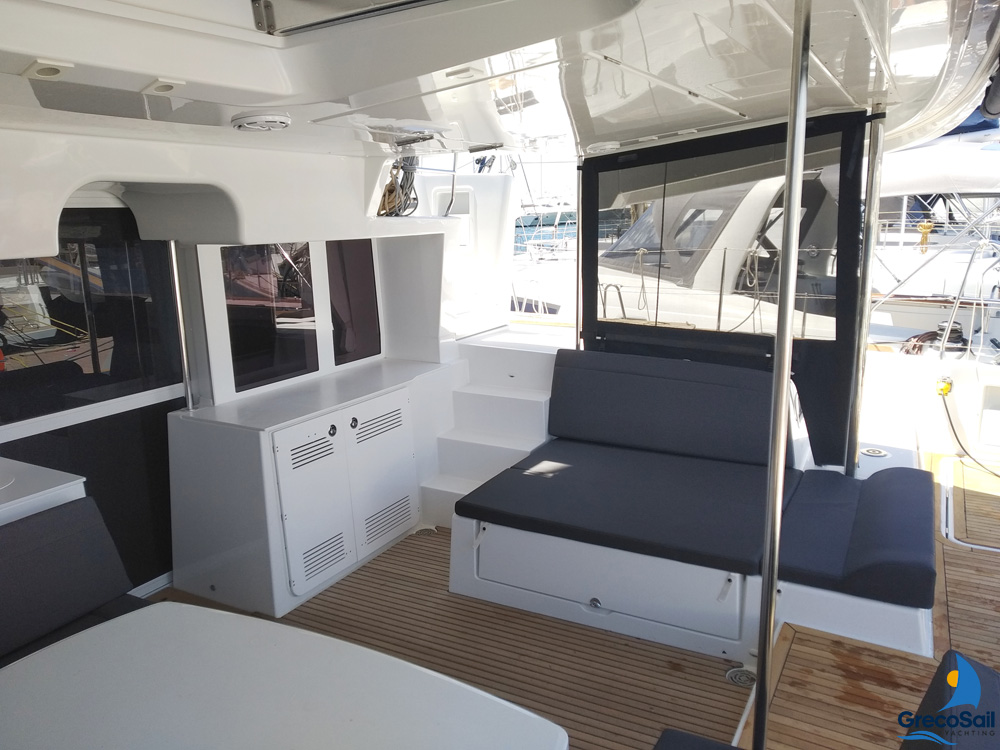 Lagoon 450 Flybridge — photo 5