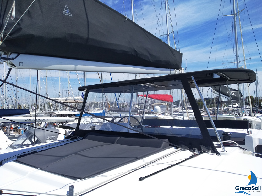 Lagoon 450 Flybridge — photo 11
