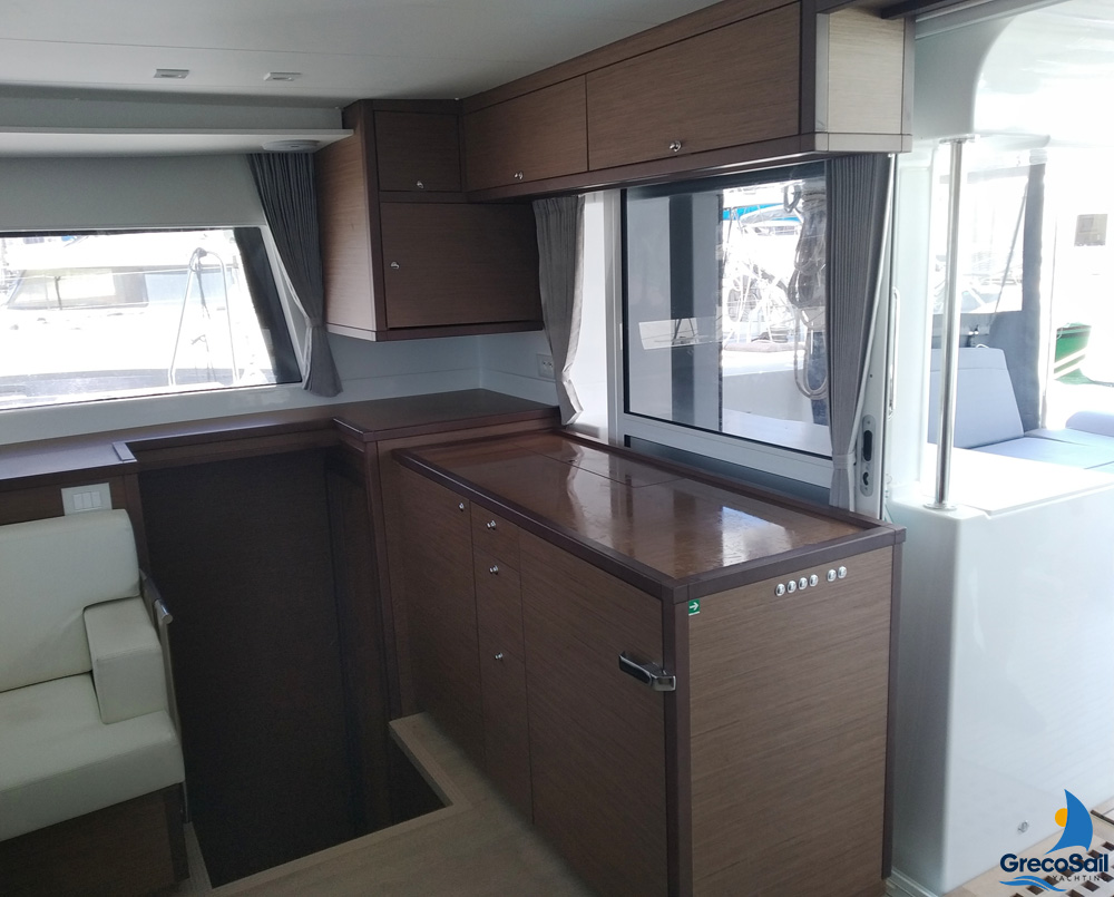 Lagoon 450 Flybridge — photo 20