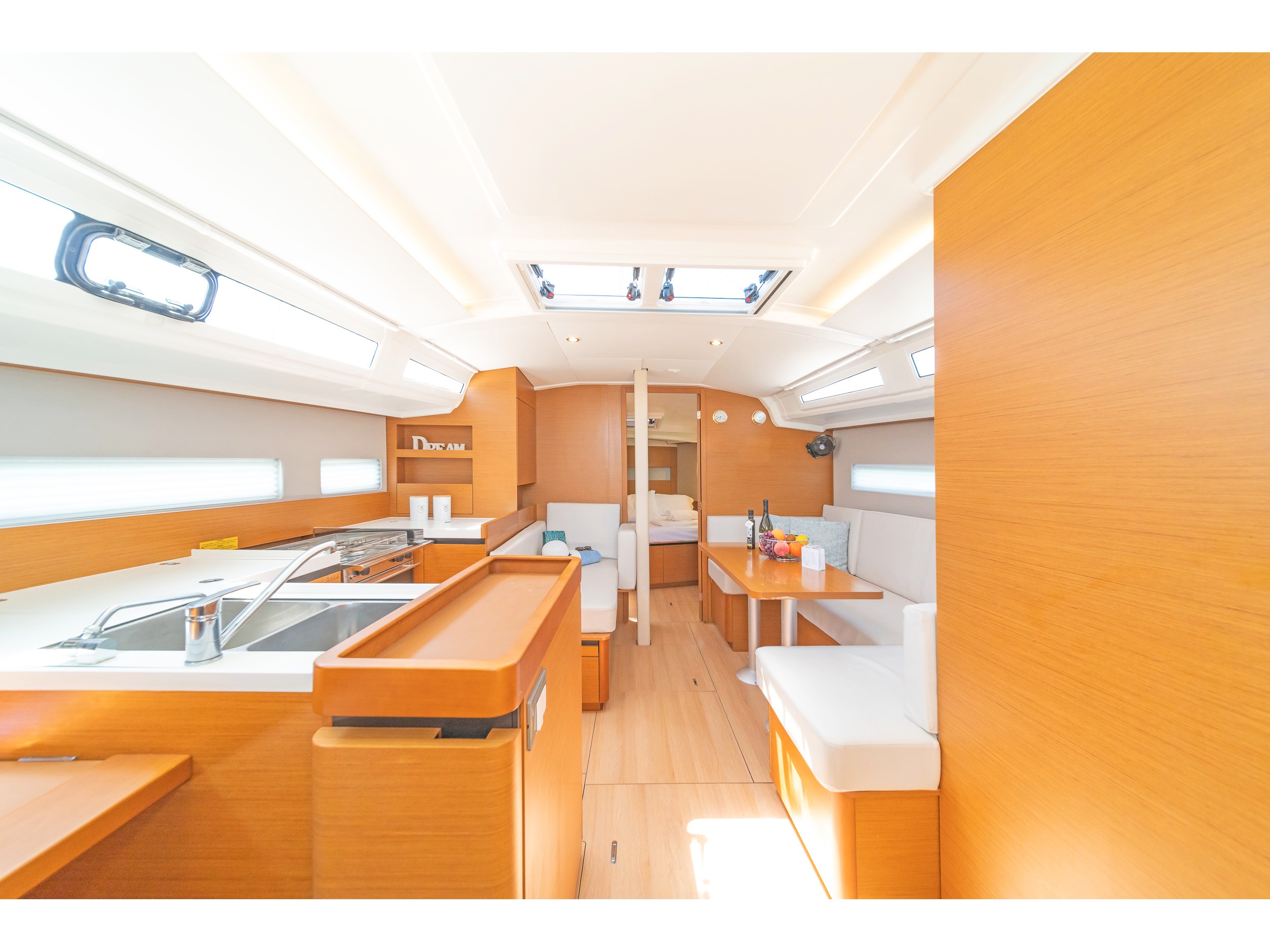 Sun Odyssey 410 — photo 3