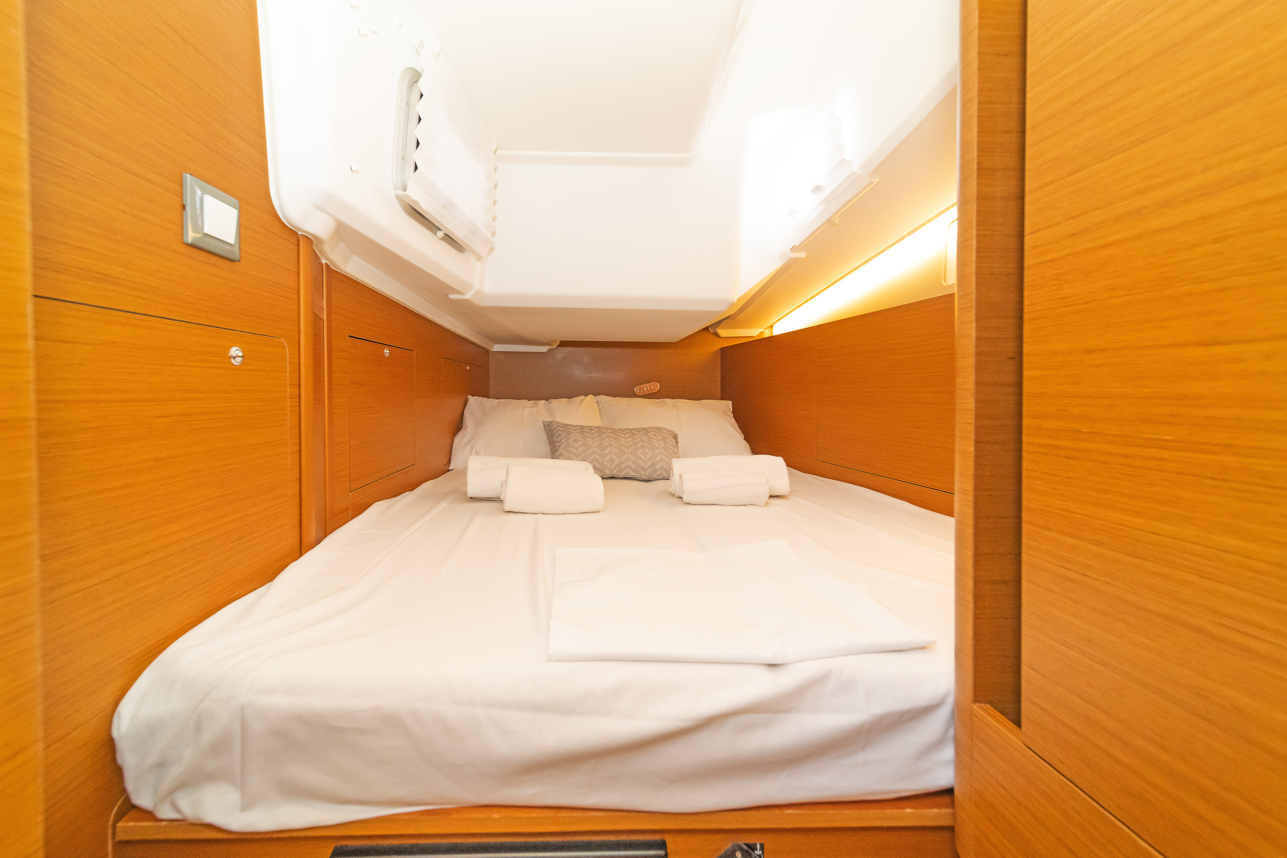 Sun Odyssey 410 — photo 7