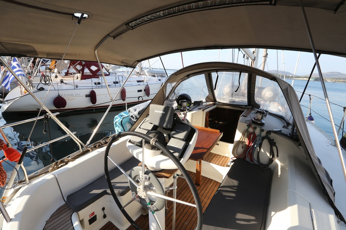 Sun Odyssey 33 — photo 26