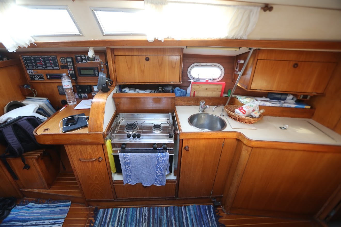 Sun Odyssey 33 — photo 14
