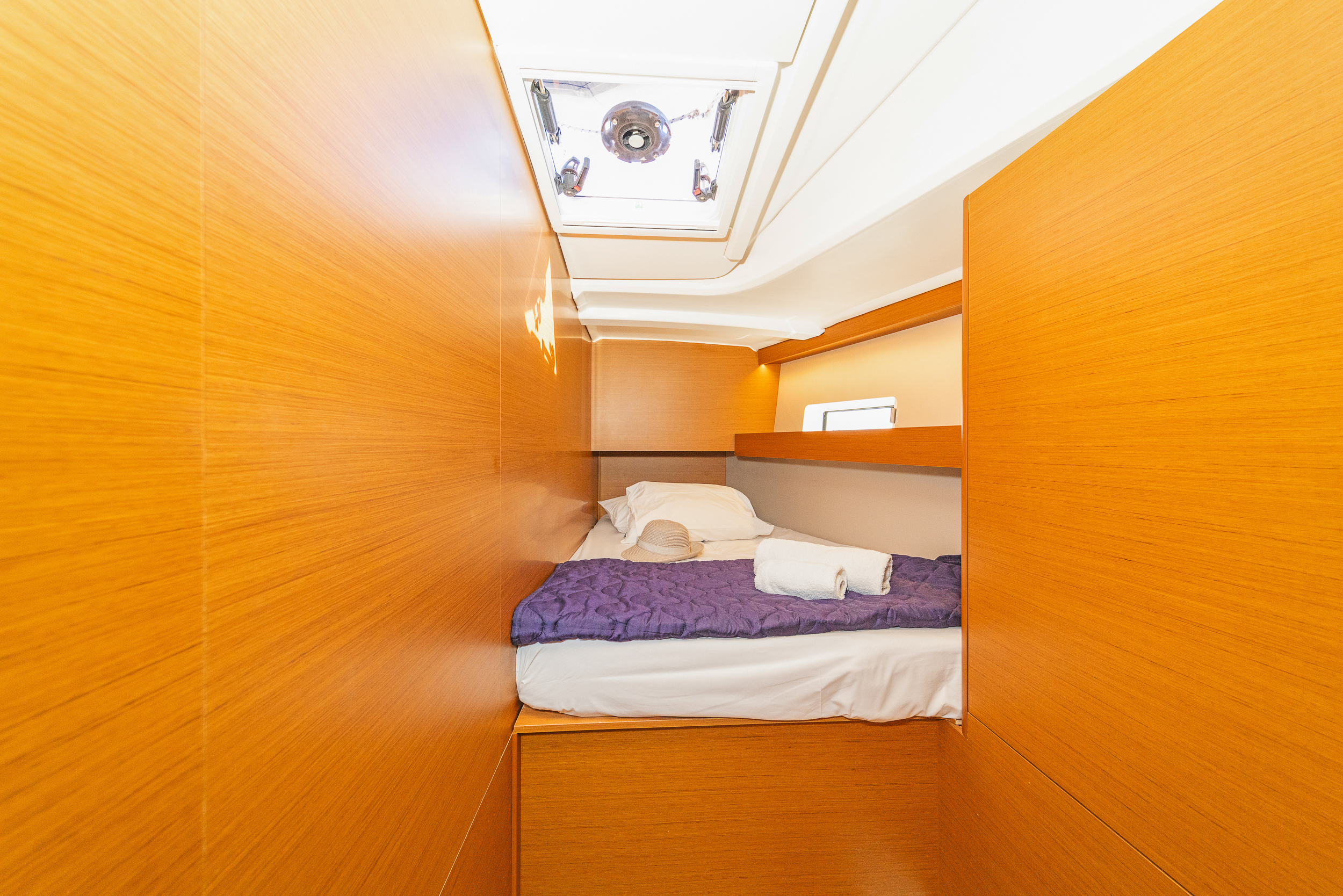 Sun Odyssey 490 4cab — photo 17