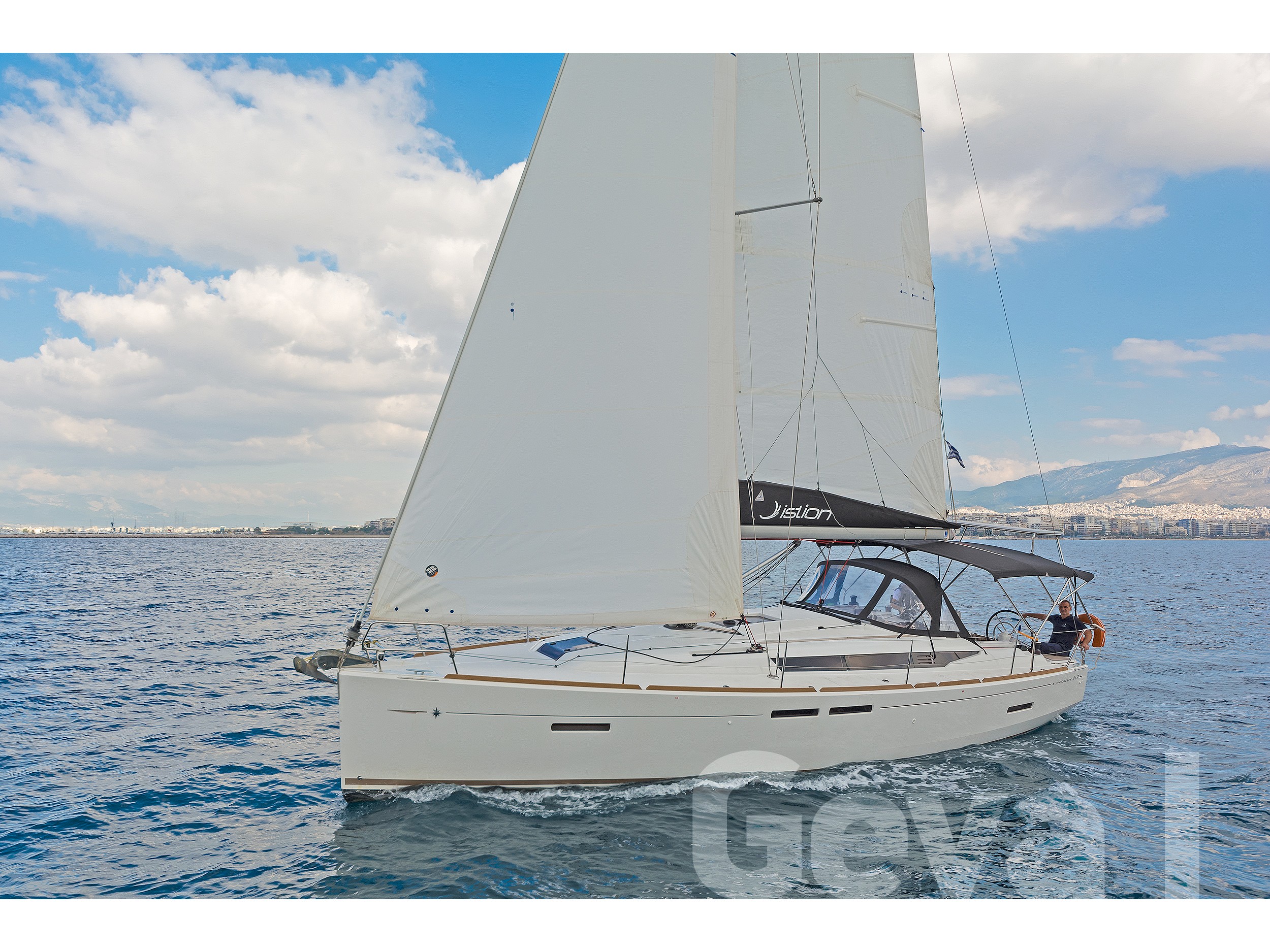 Sun Odyssey 419 — photo 1