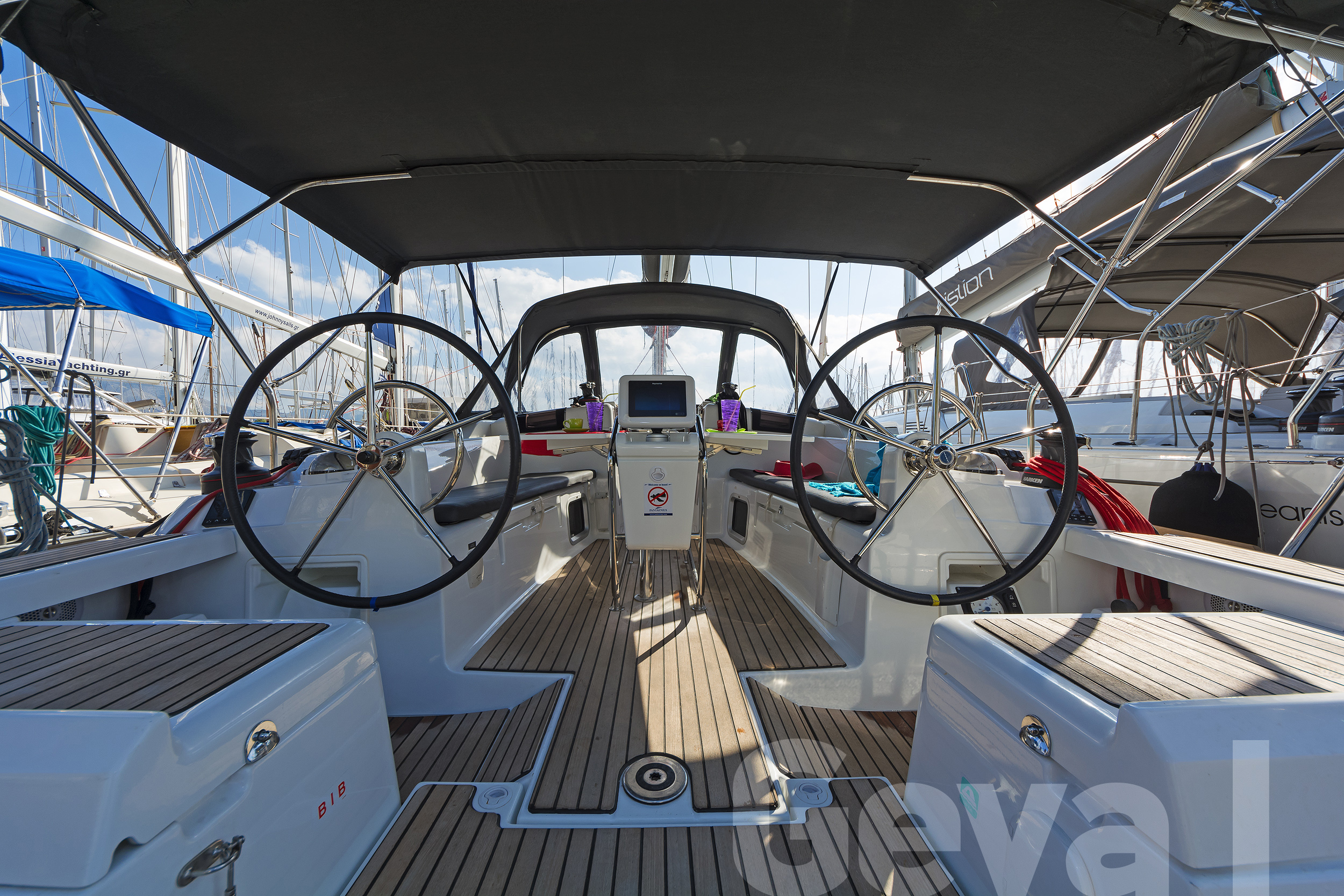Sun Odyssey 419 — photo 4