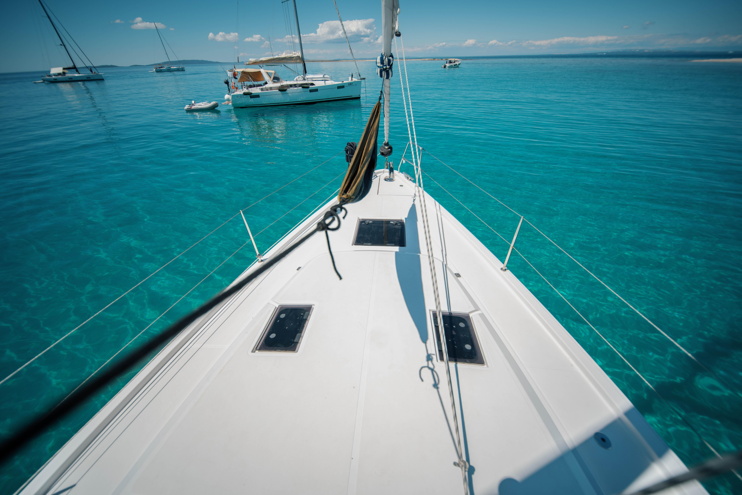 Bavaria C42 — photo 17