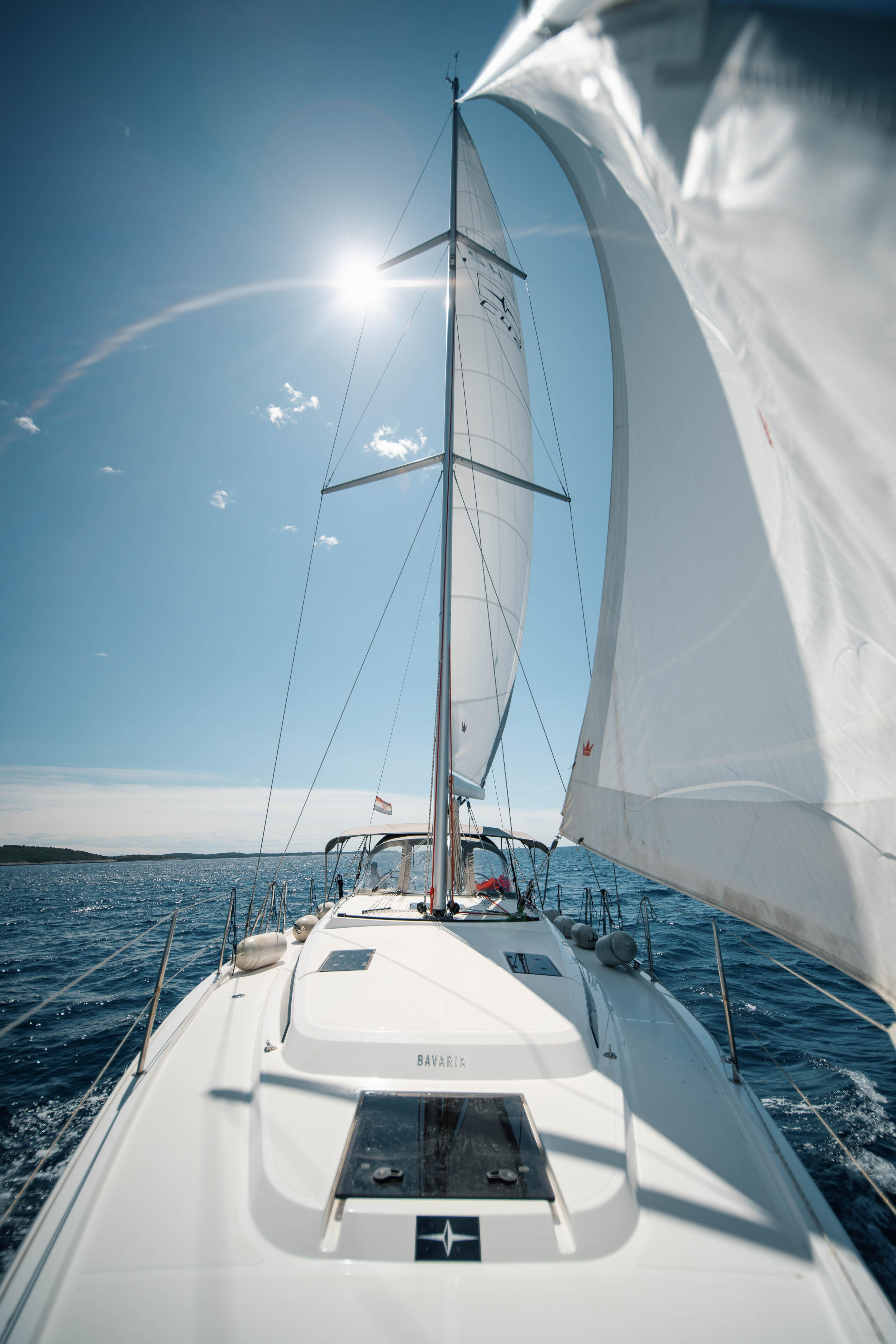 Bavaria C42 — photo 9