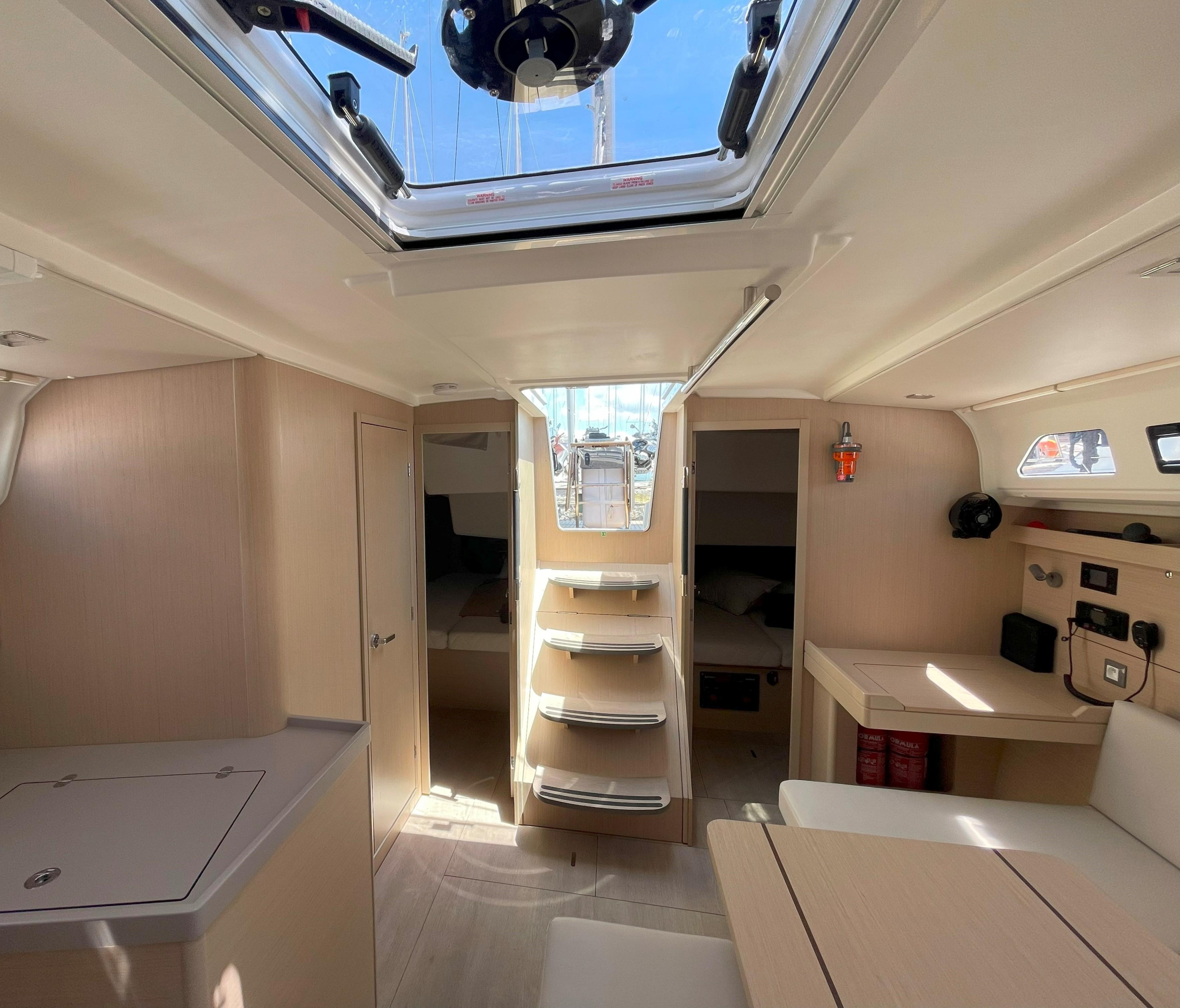 Oceanis 40.1 — photo 4