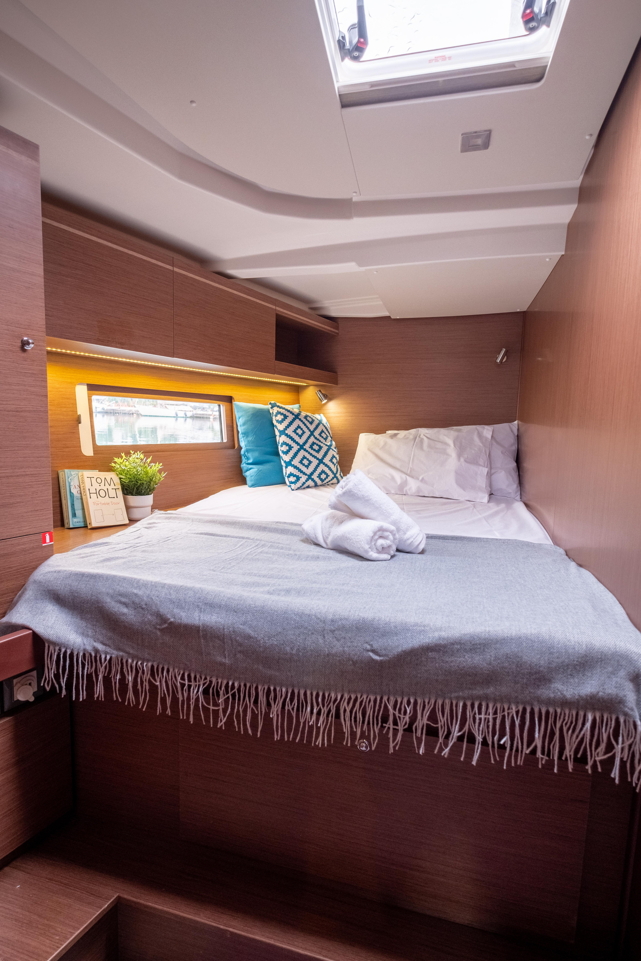 Oceanis 51.1 — photo 72