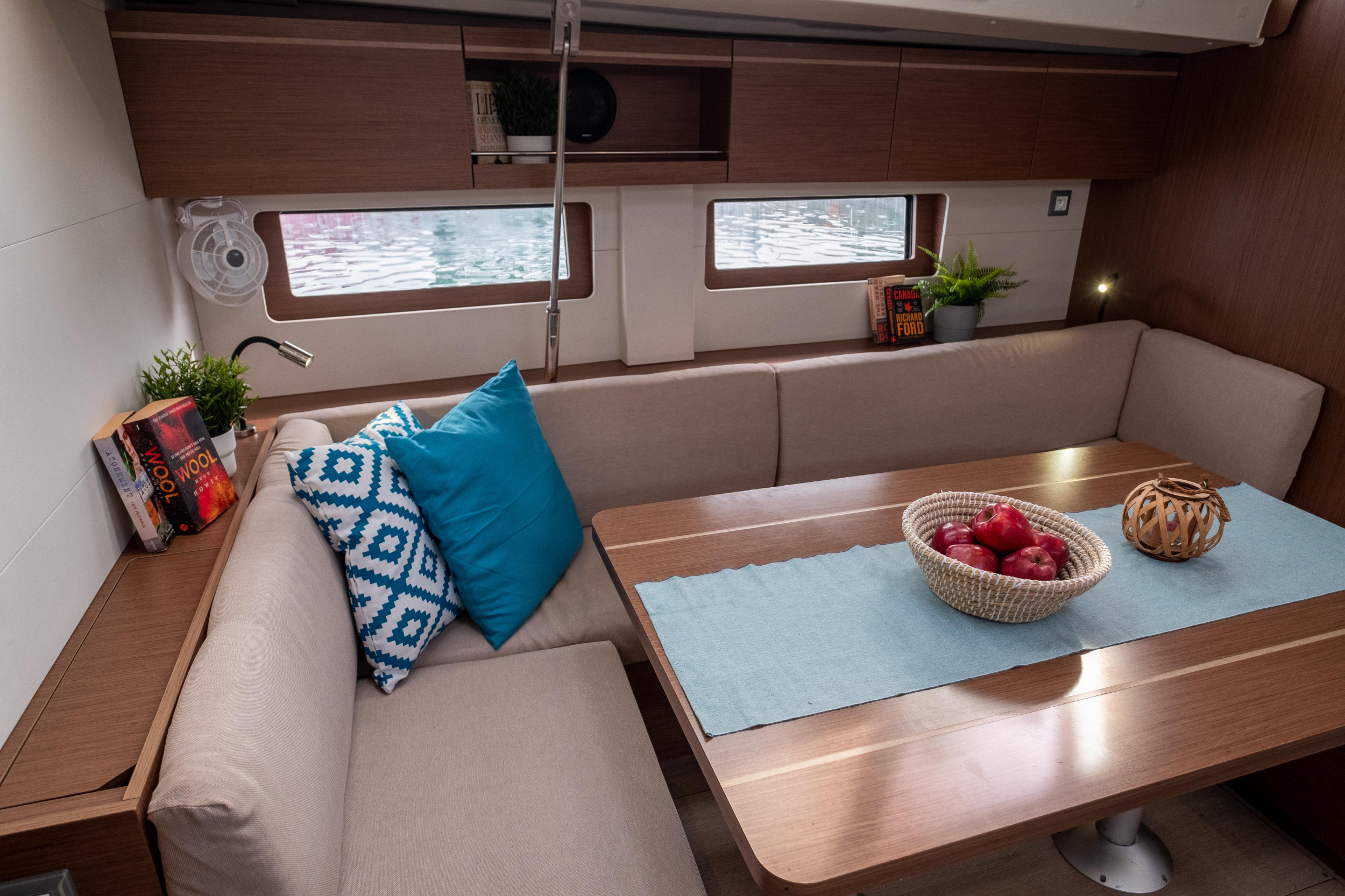 Oceanis 51.1 — photo 95