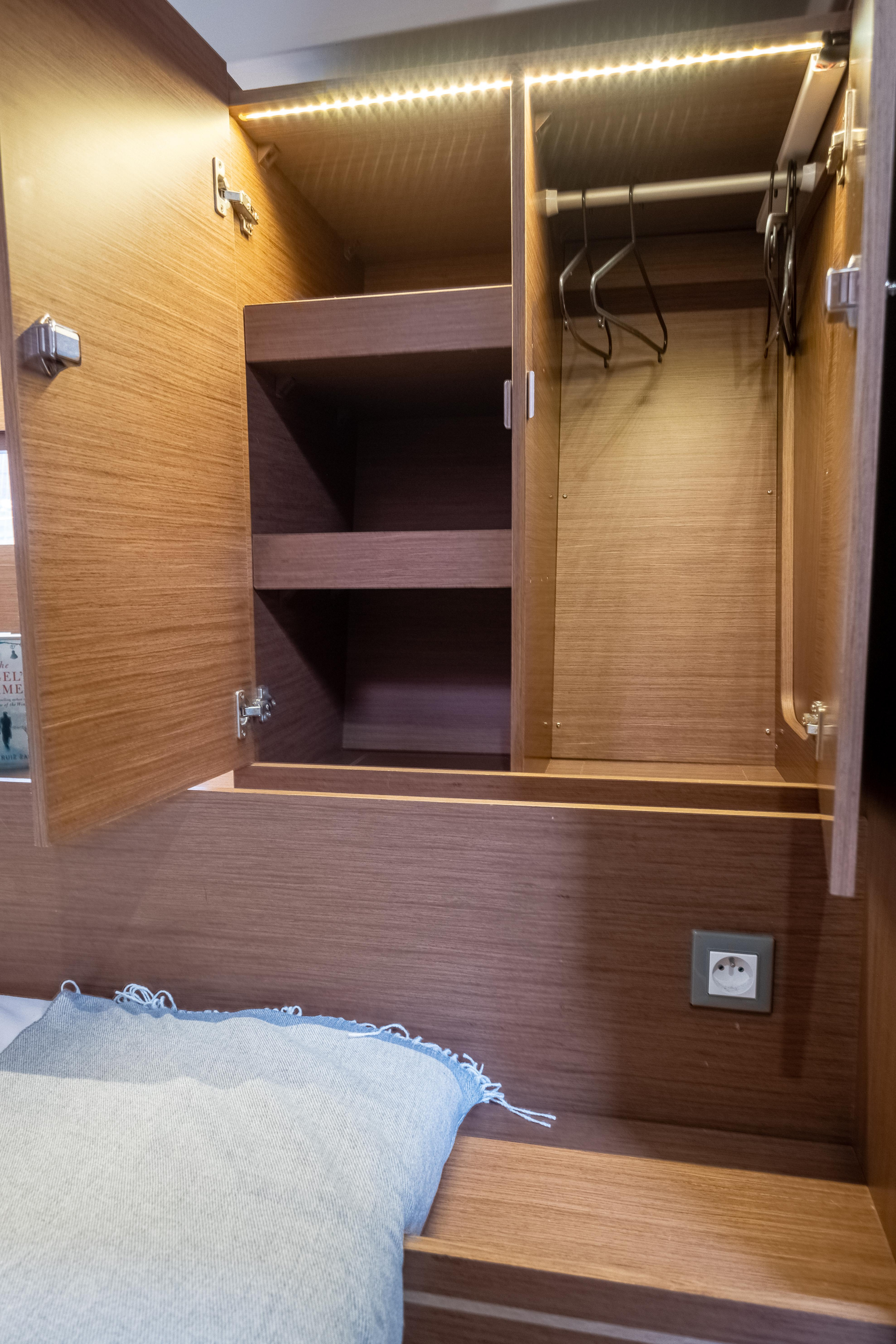 Oceanis 51.1 — photo 76