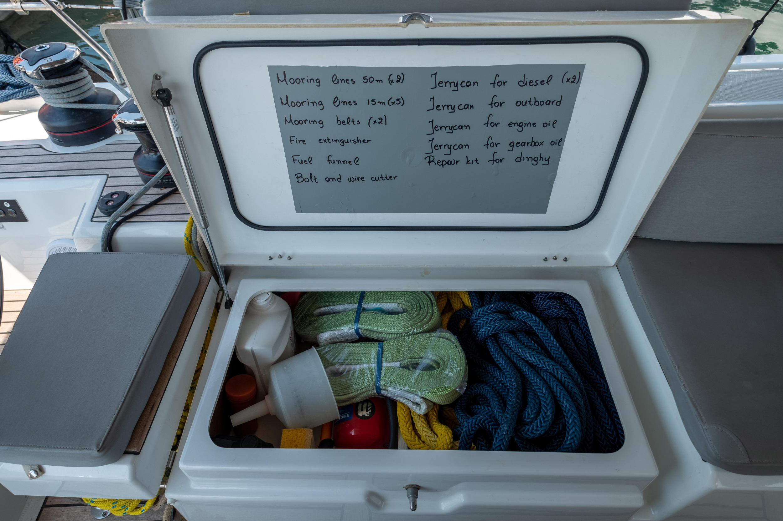 Oceanis 51.1 — photo 79
