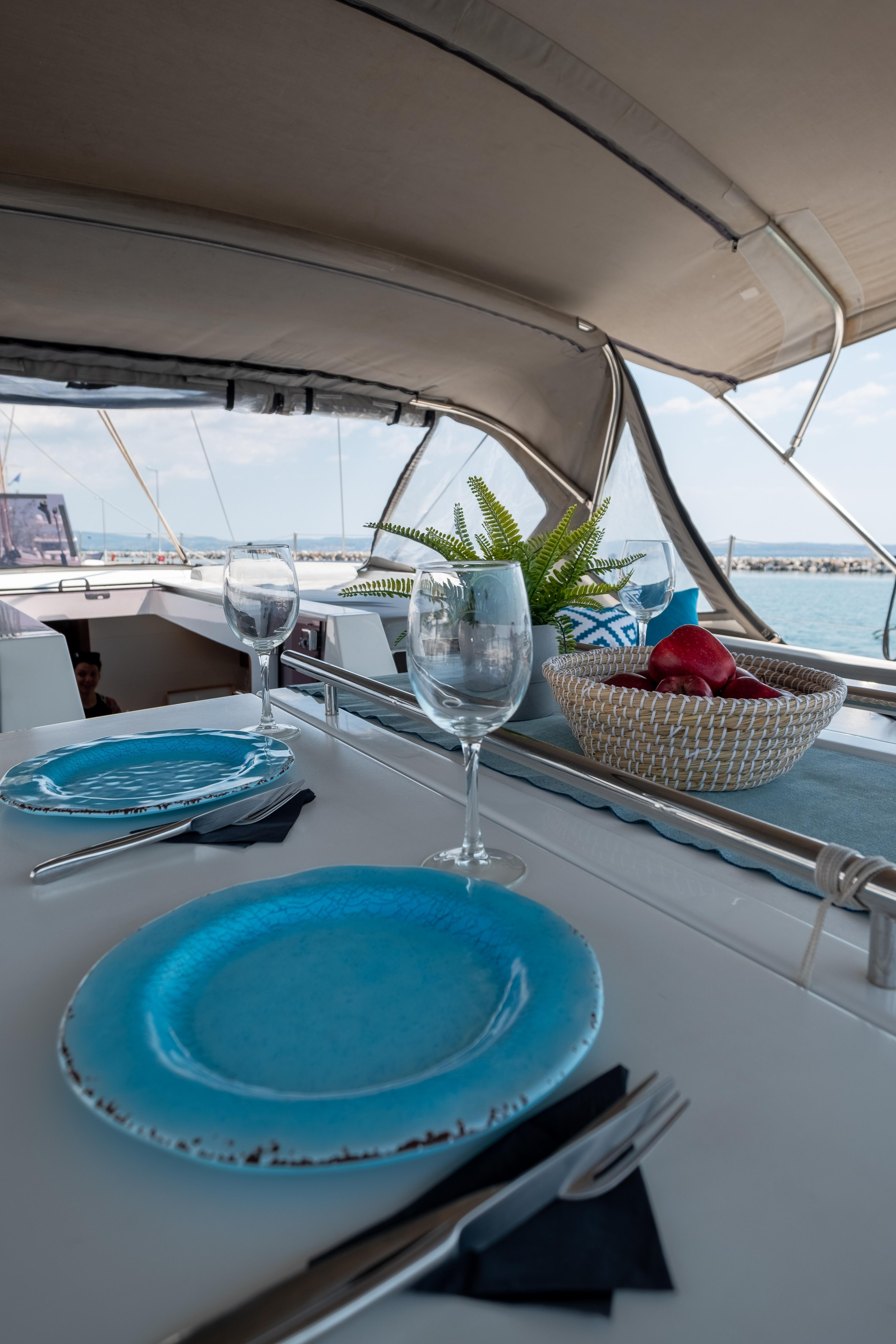 Oceanis 51.1 — photo 54