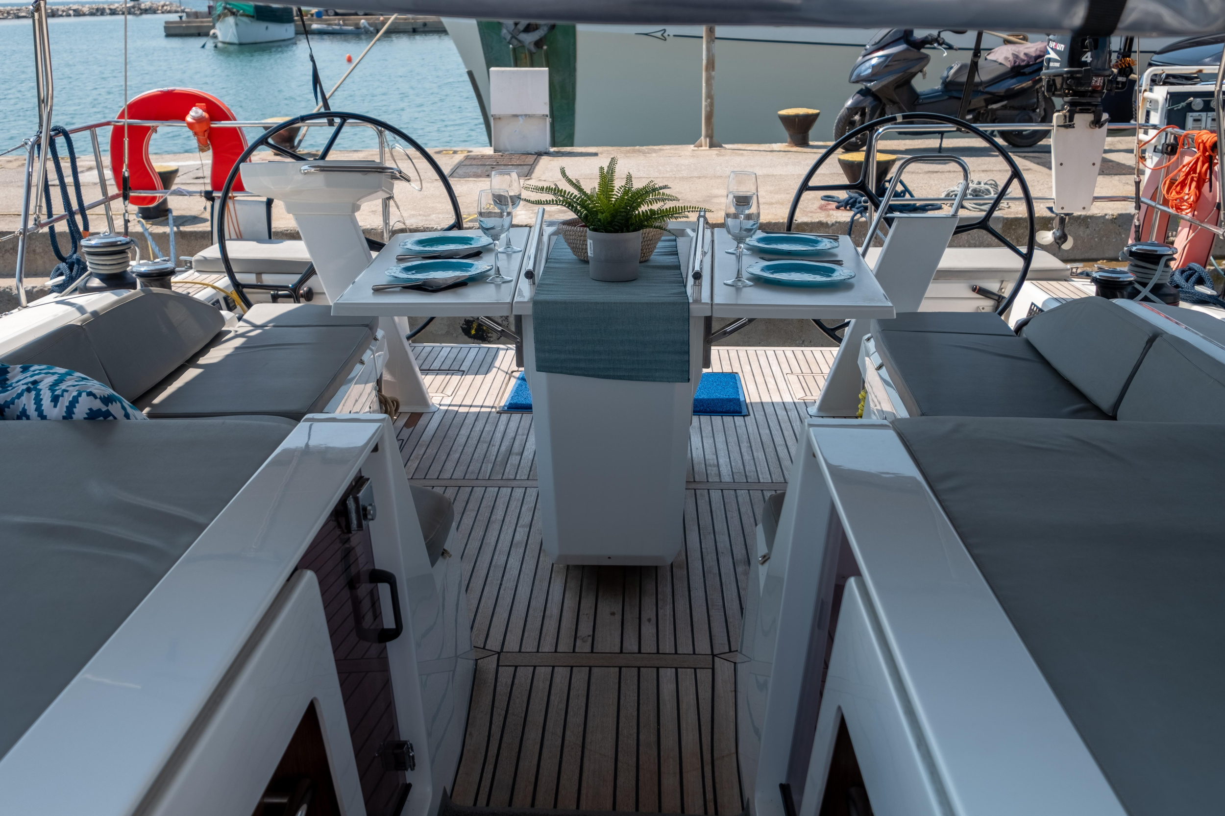 Oceanis 51.1 — photo 34