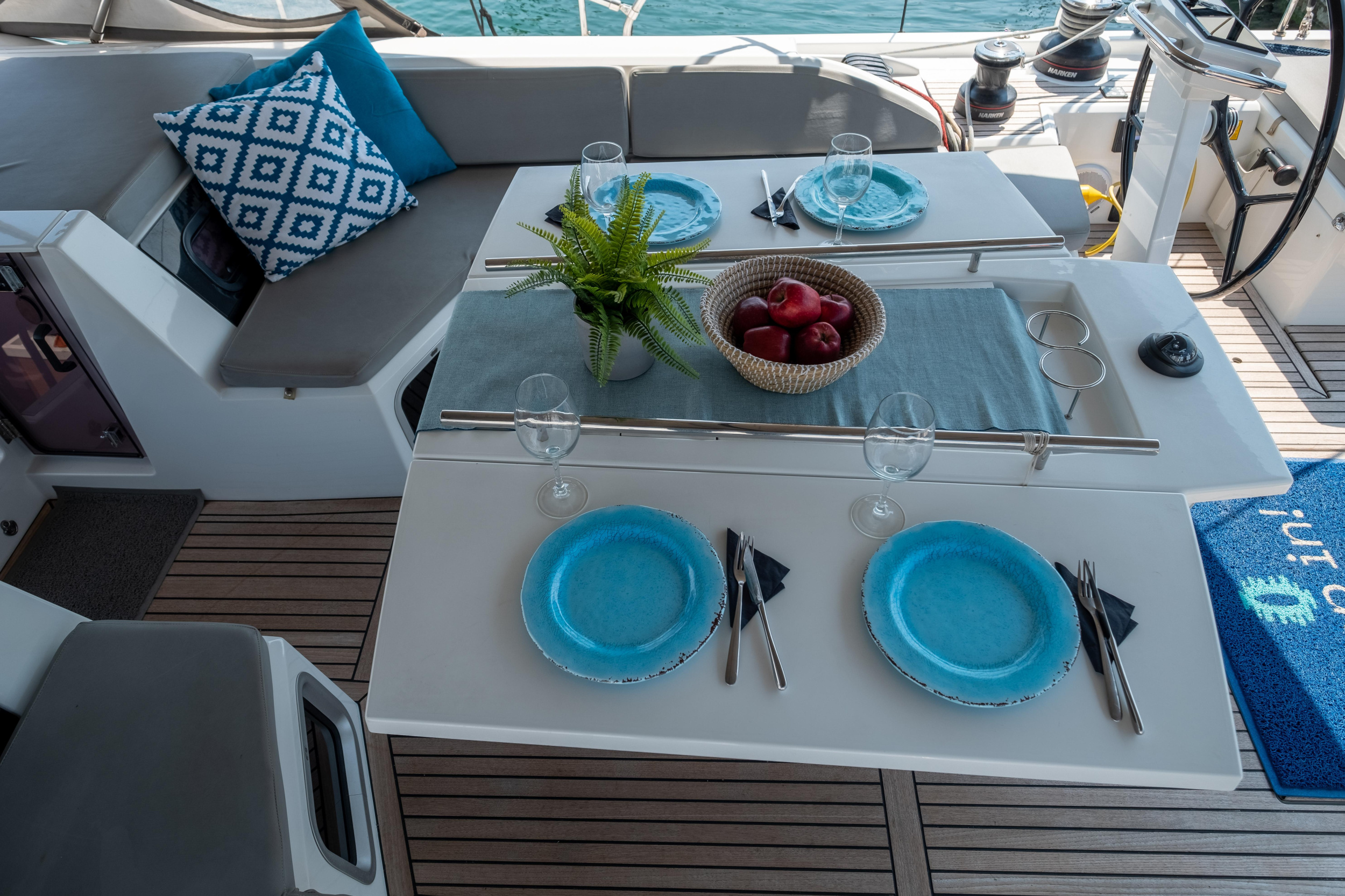 Oceanis 51.1 — photo 16